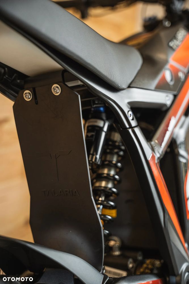 Talaria Sting R - 17