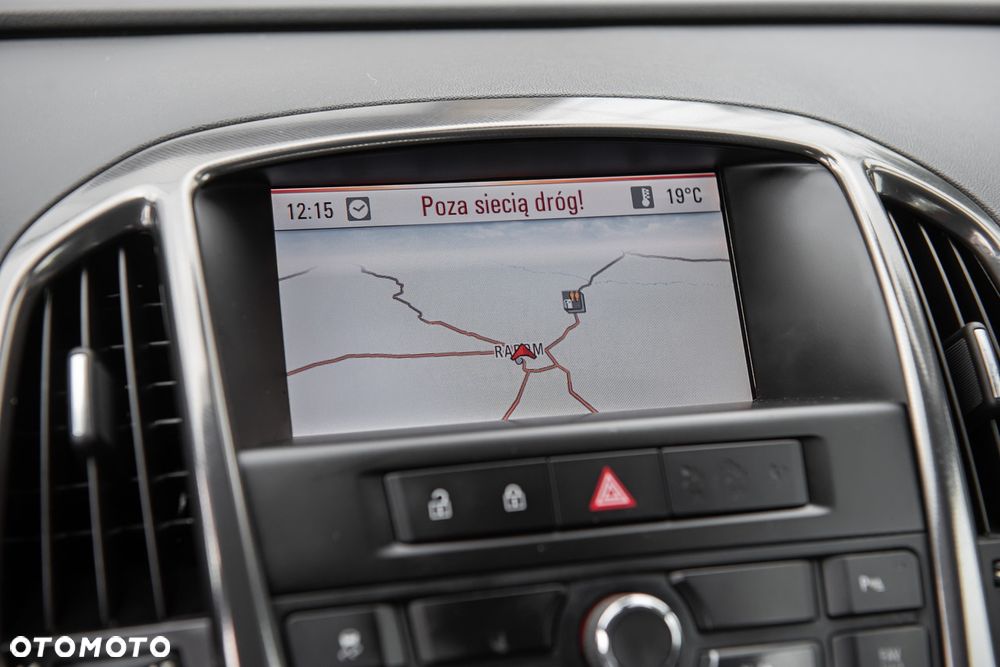 Opel Astra 1.6 Turbo Cosmo - 18