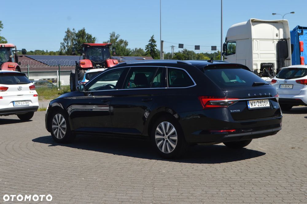 Skoda Superb 2.0 TDI SCR 4x4 Style DSG - 7