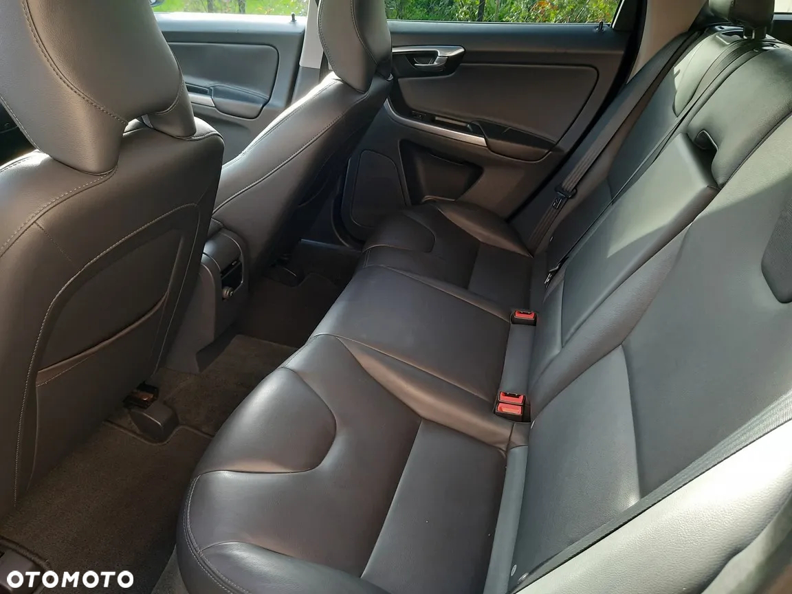 Volvo XC 60 - 19