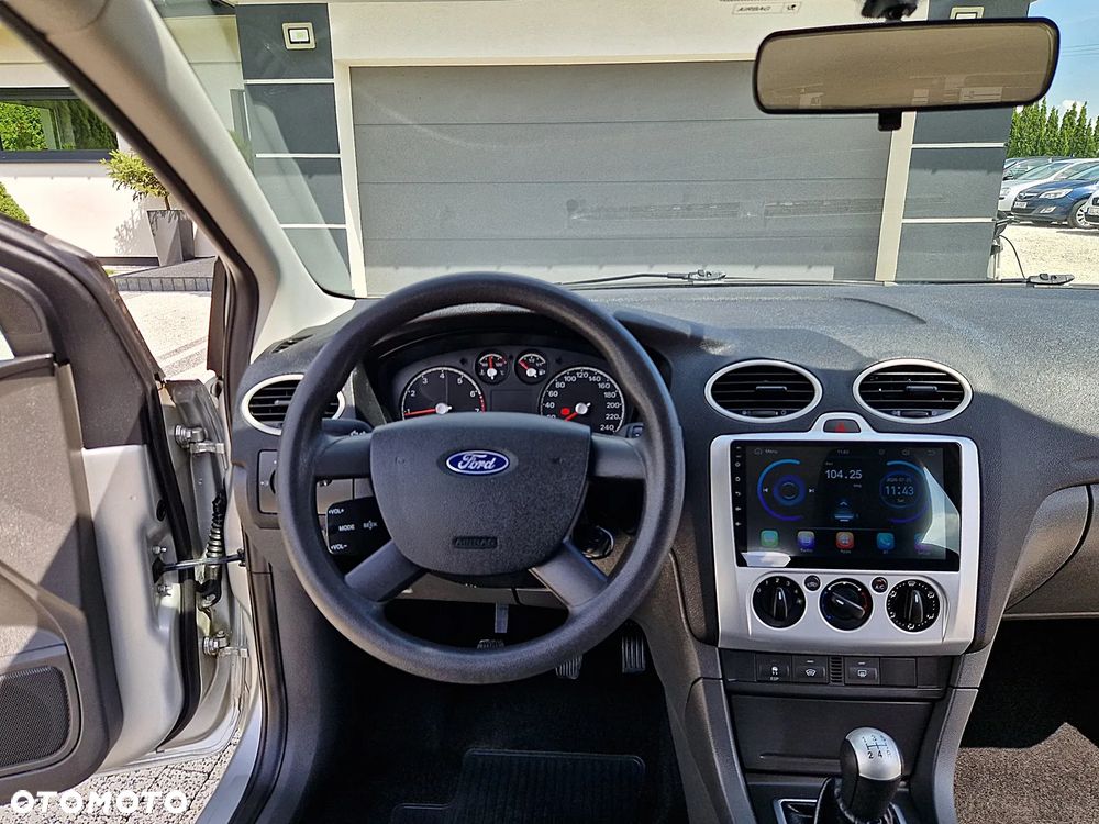 Ford Focus 1.6 16V Ambiente - 5