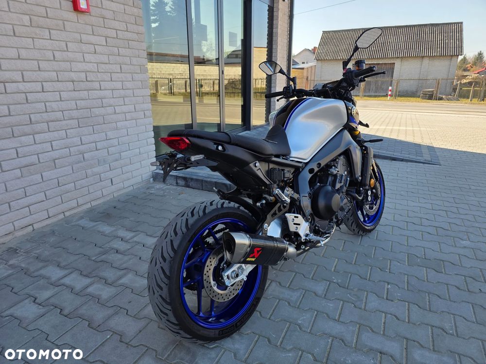 Yamaha MT - 12