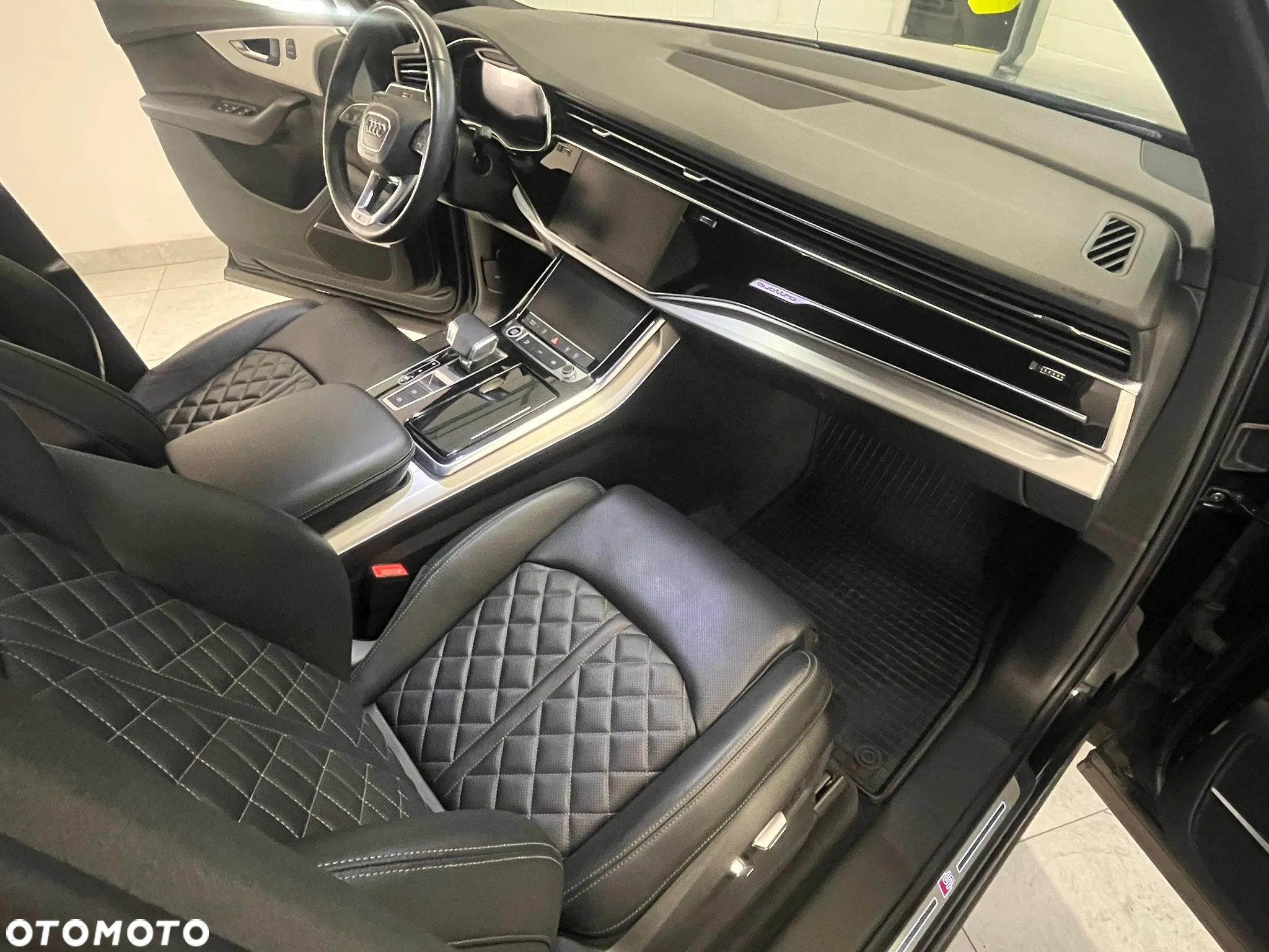 Audi Q7 - 8