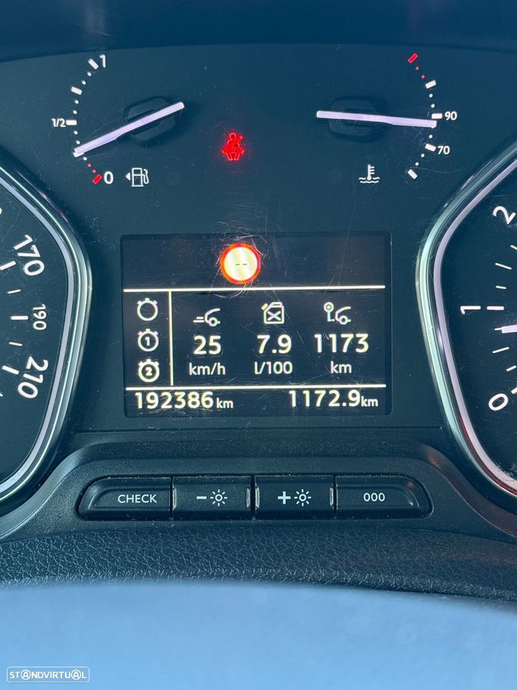 Peugeot Expert 2.0 Hdi- 2 portas laterais - 14