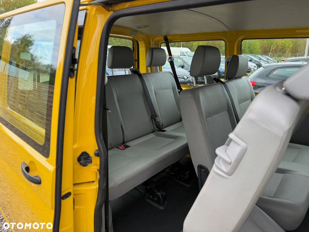 Volkswagen Transporter T5 TDI L1H1 - 16