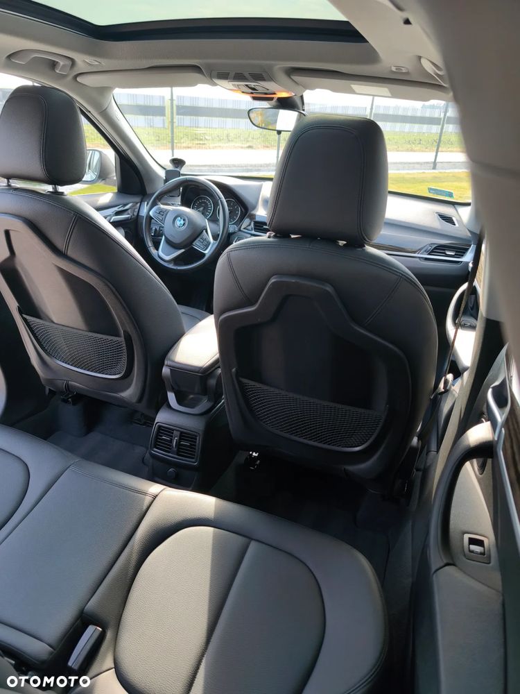 BMW X1 sDrive18d xLine - 6