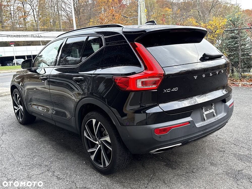 Volvo XC 40 T5 AWD Geartronic R-Design - 6