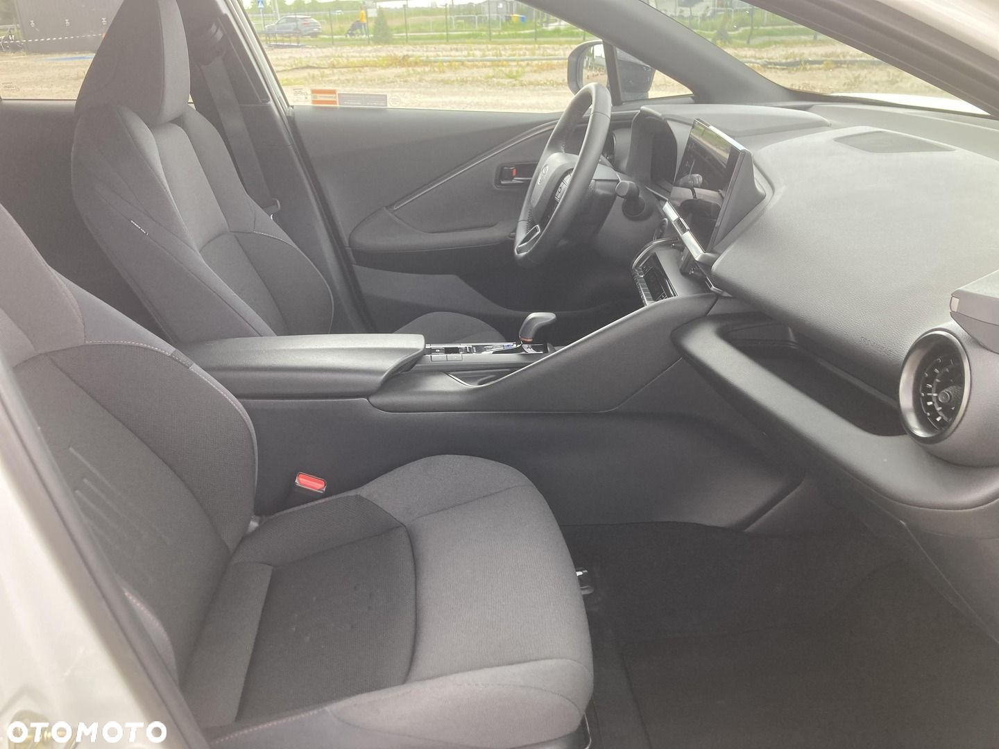 Toyota C-HR - 9