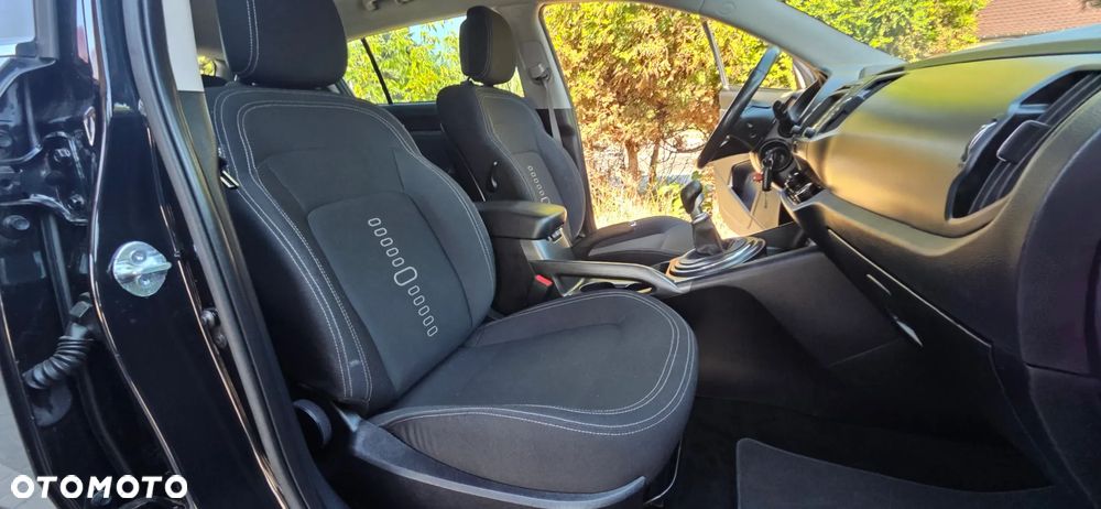Kia Sportage 2,0 CRDI AWD Vision - 37
