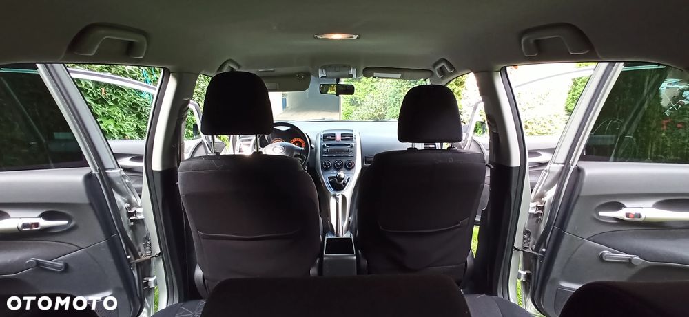 Toyota Auris - 8
