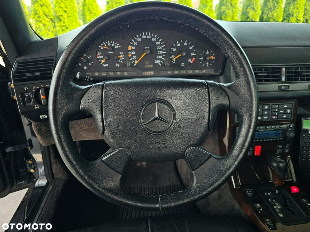 Mercedes-Benz SL - 24