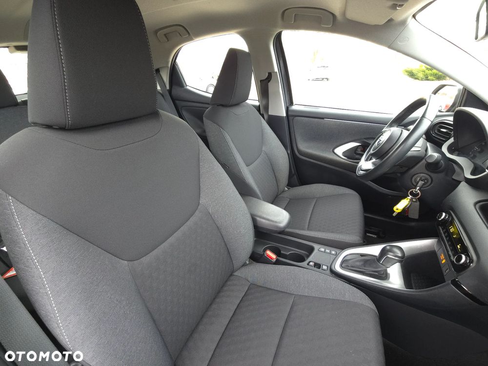Toyota Yaris - 15