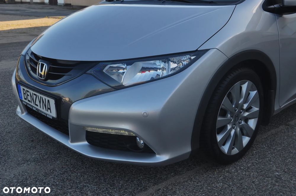 Honda Civic 1.8 i-VTEC Sport - 35