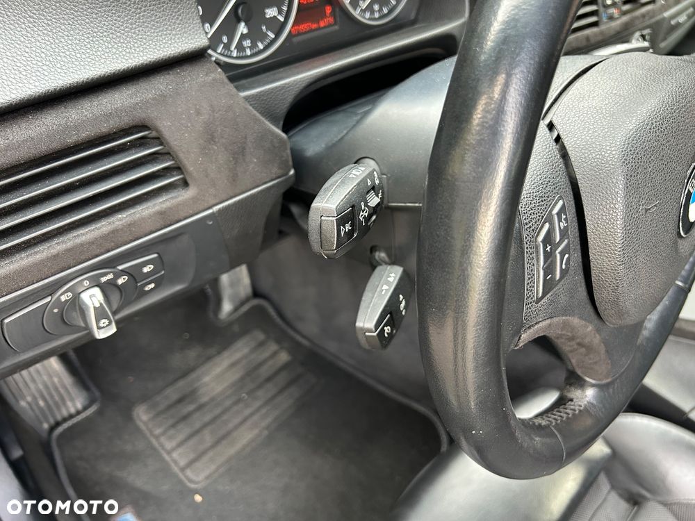 BMW Seria 3 320i M Sport Edition - 37