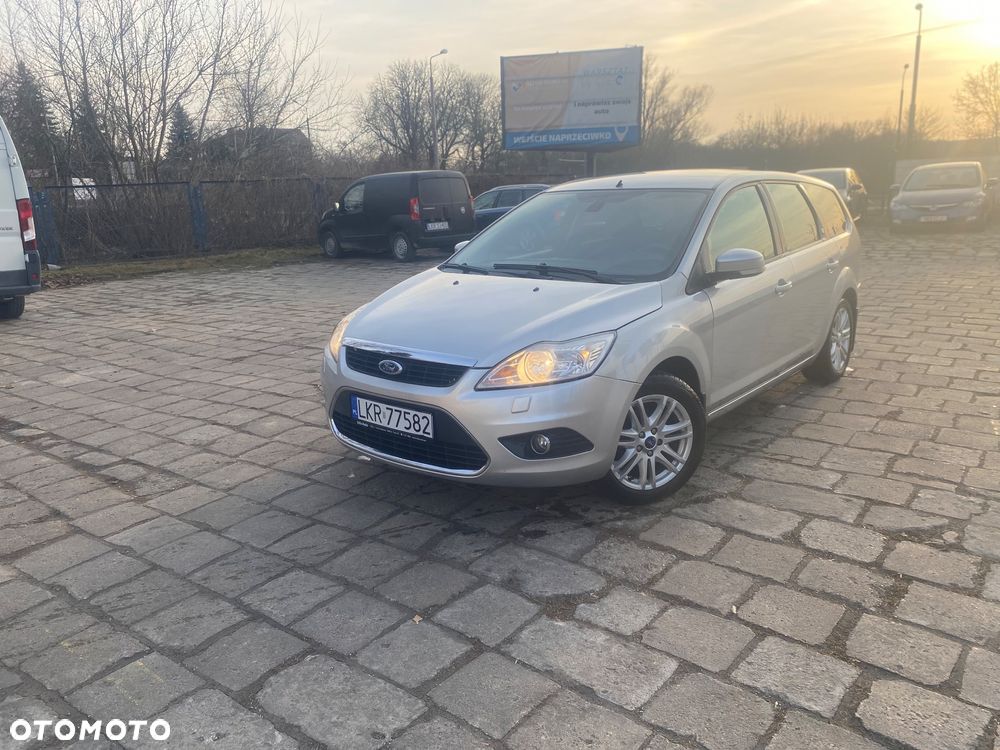 Ford Focus 1.6 Ghia - 1
