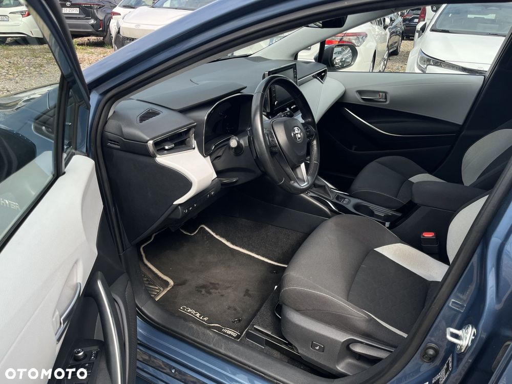 Toyota Corolla 2.0 Hybrid Comfort - 9