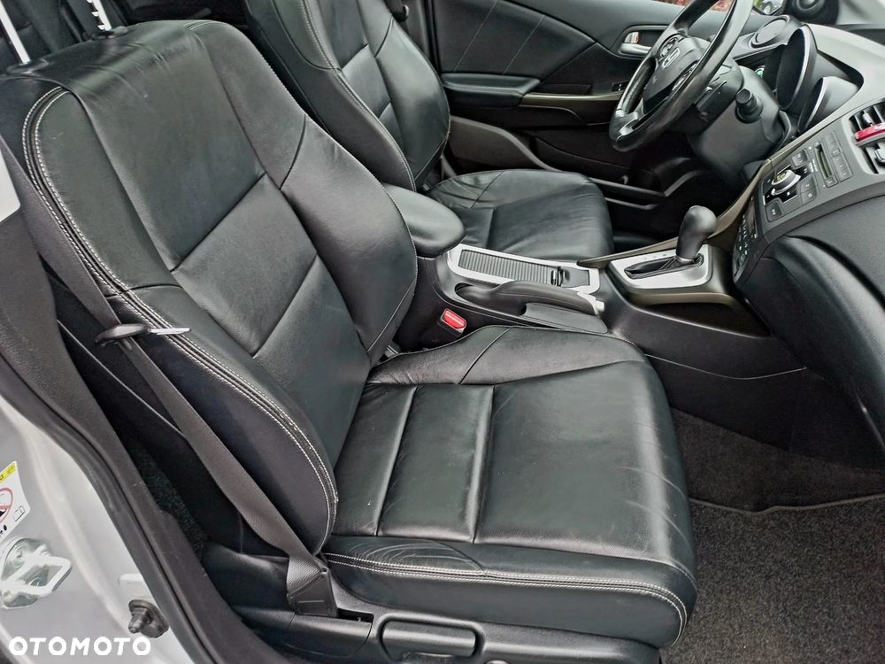 Honda Civic 1.8 Executive NAVI - 19