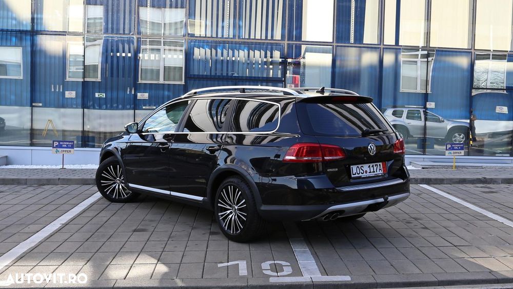 Volkswagen Passat Alltrack 2.0 TDI BMT - 11