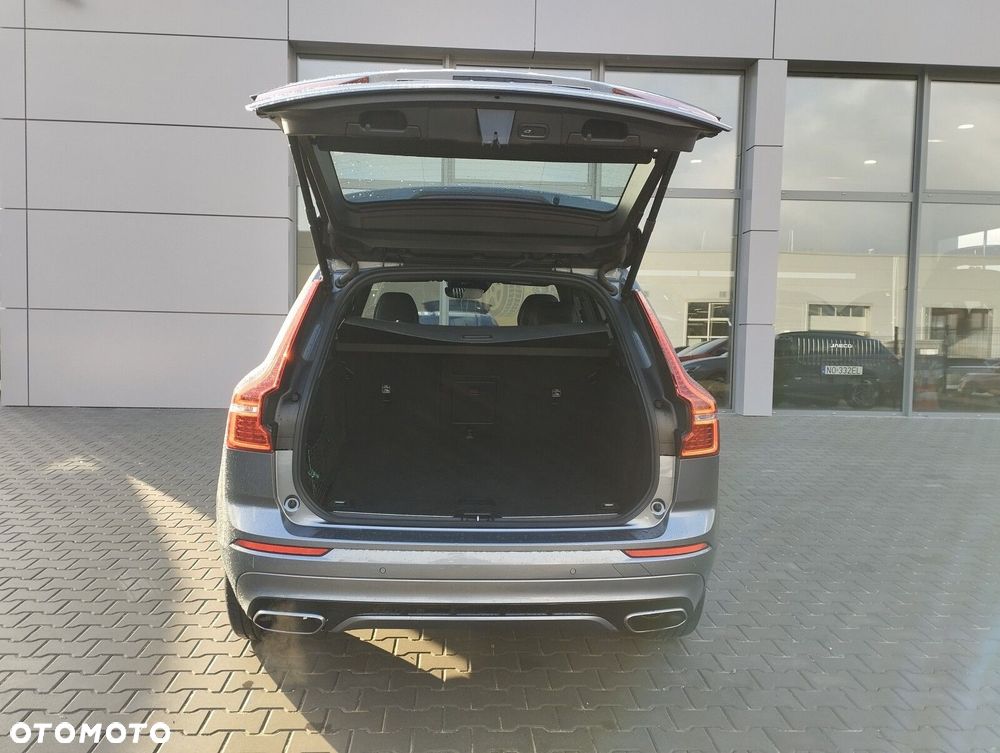 Volvo XC 60 D4 SCR R-Design - 8