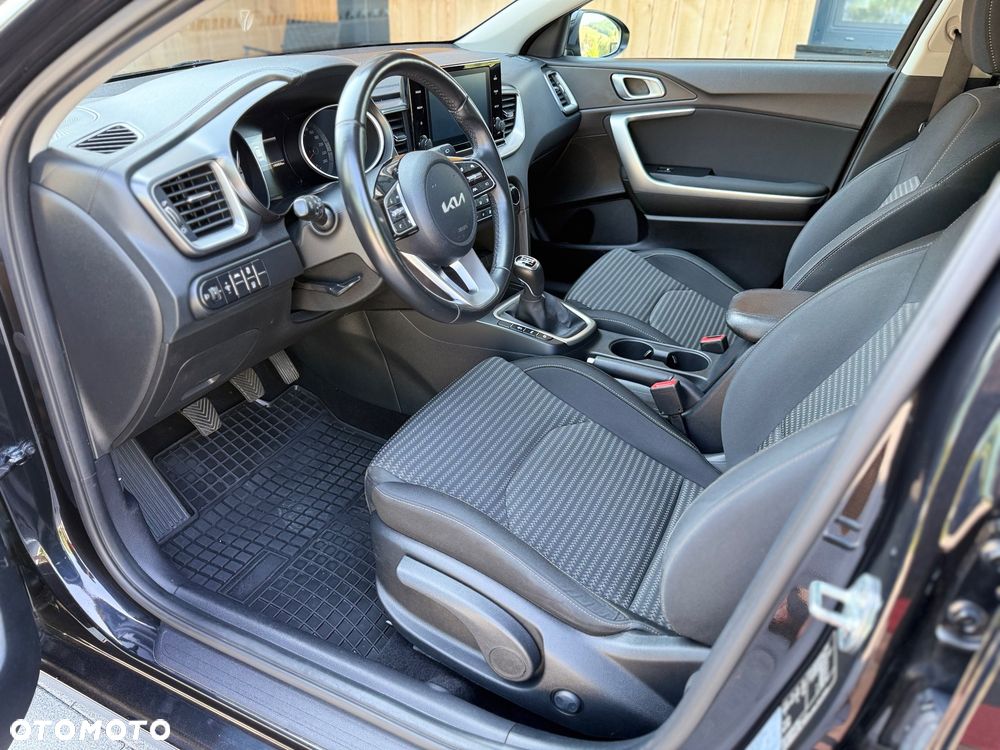 Kia Ceed 1.5 T-GDI GT-Line - 16