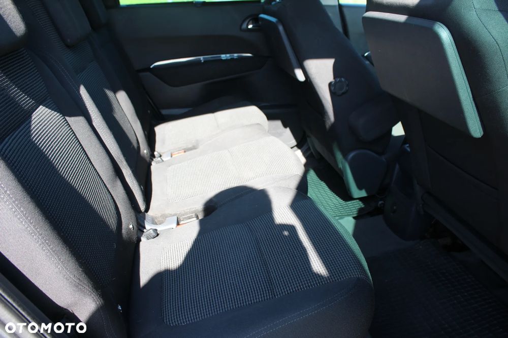 Peugeot 5008 HDI FAP 110 Premium - 10
