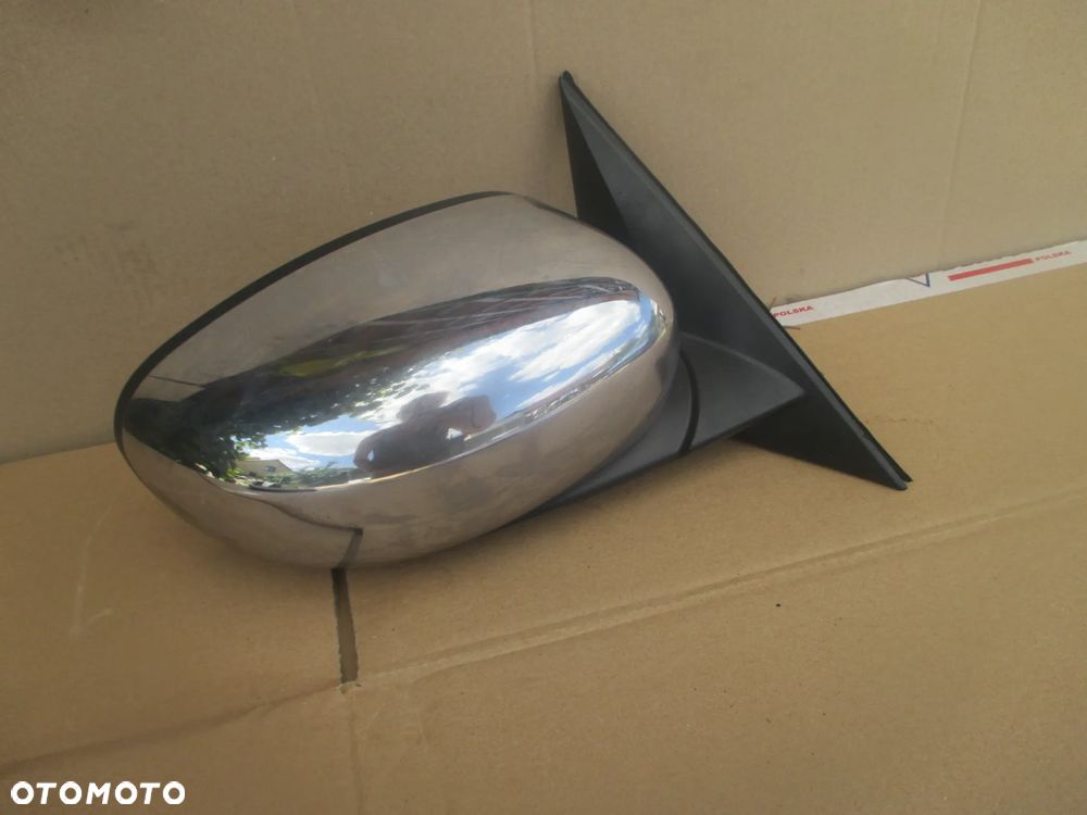 lusterko prawe Chrysler 300C 9pin Europa - 3