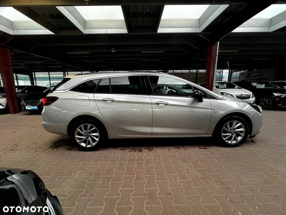 Opel Astra 1.2 T Elegance S&S - 8