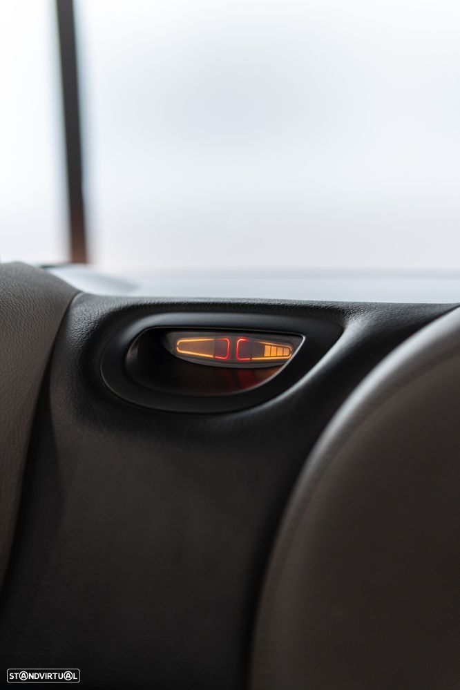 Mercedes-Benz CLK 320 CDI Avantgarde - 51