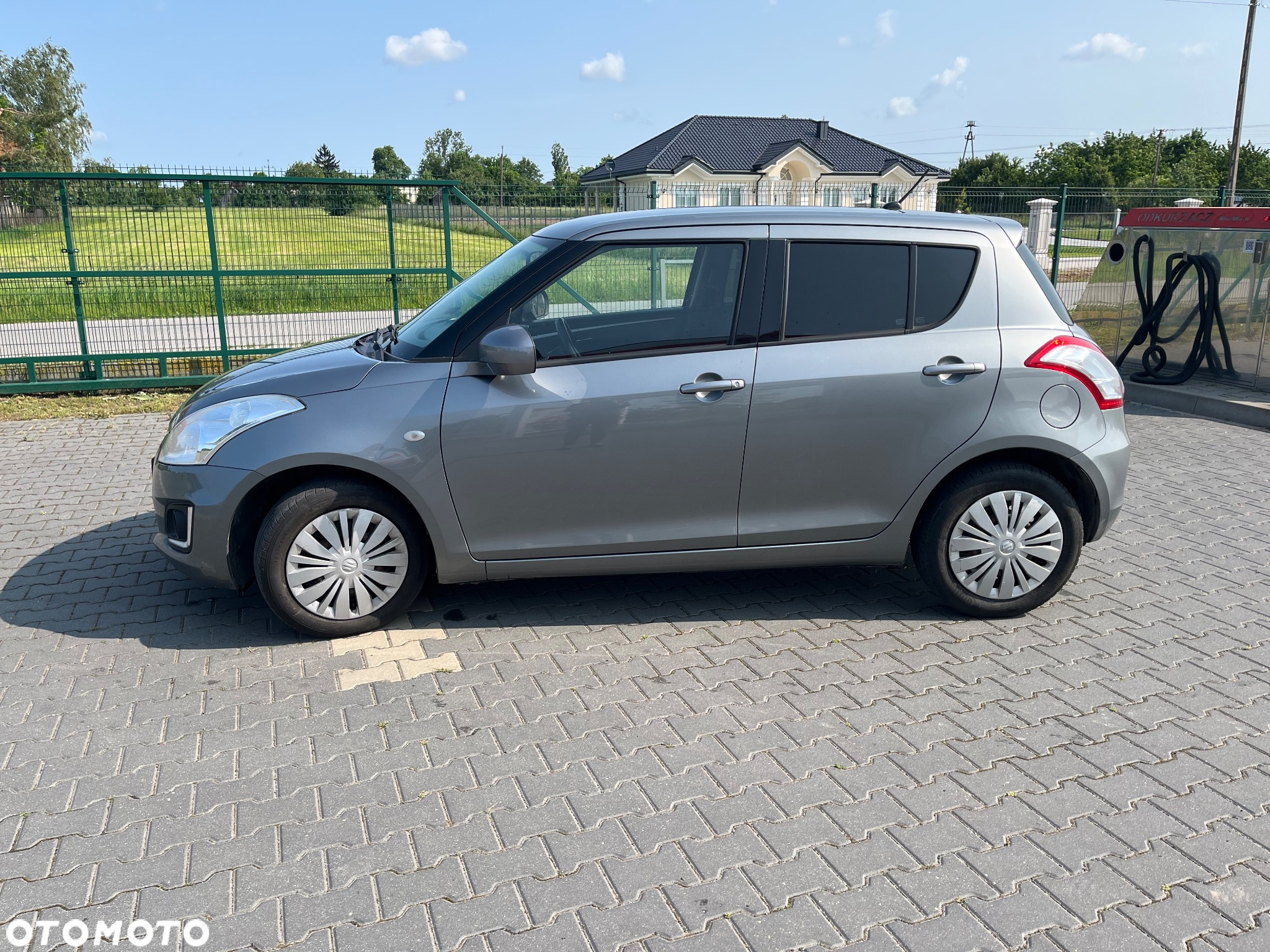 Suzuki Swift - 8