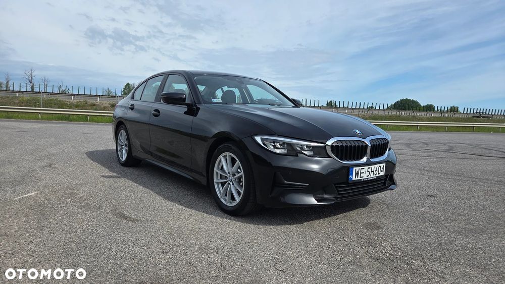 BMW Seria 3 330i - 15