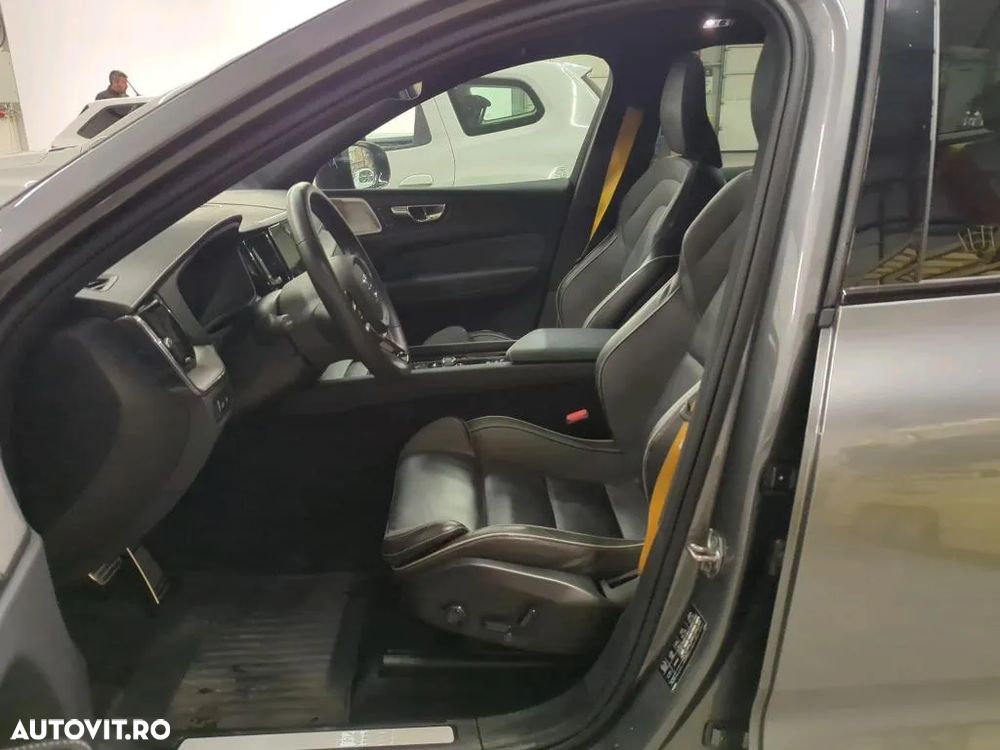 Volvo XC 60 Recharge T8 Twin Engine eAWD Polestar Engineered - 4