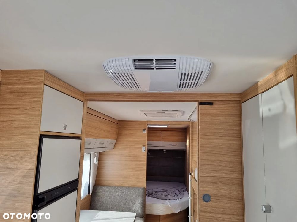 Dethleffs Camper 730 FKR - 6
