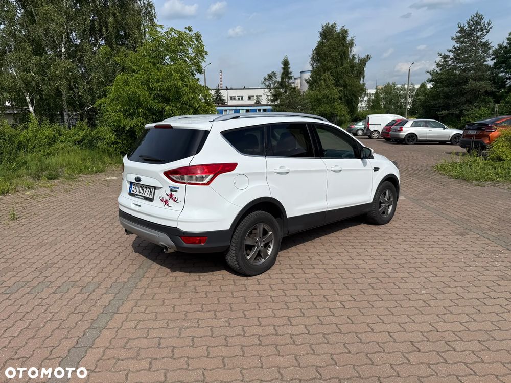 Ford Kuga 1.6 EcoBoost 2x4 SYNC - 3