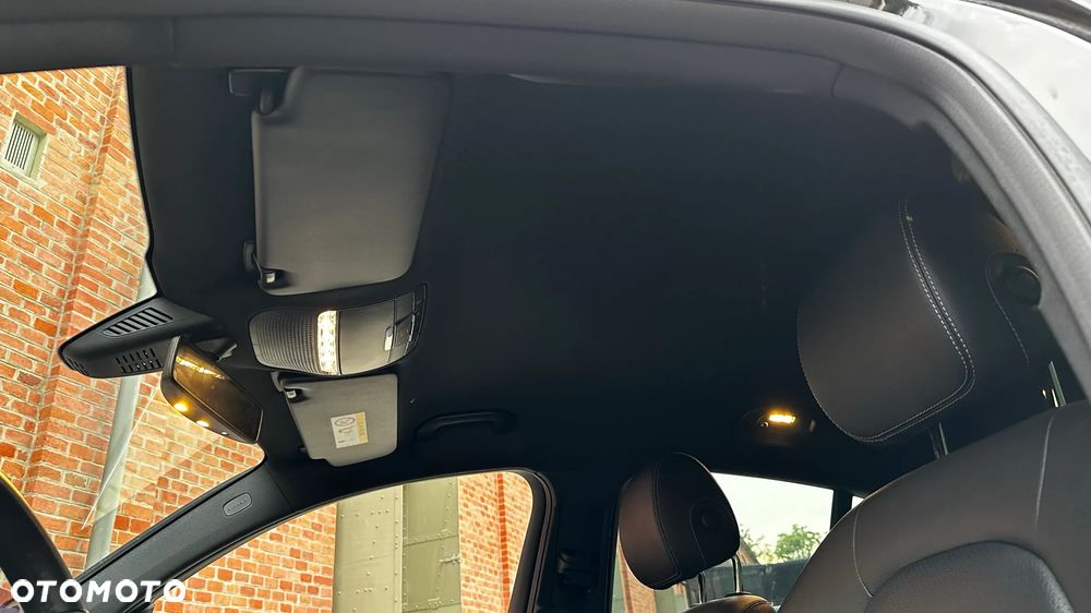 Mercedes-Benz GLC - 12