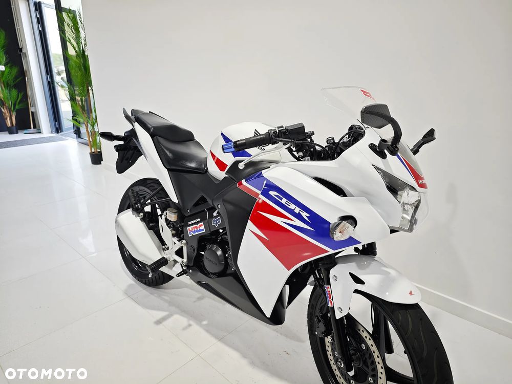 Honda CBR - 6