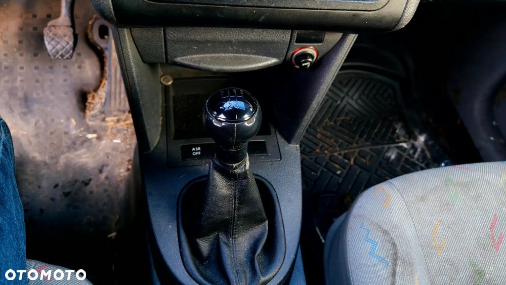 Volkswagen CADDY - 14