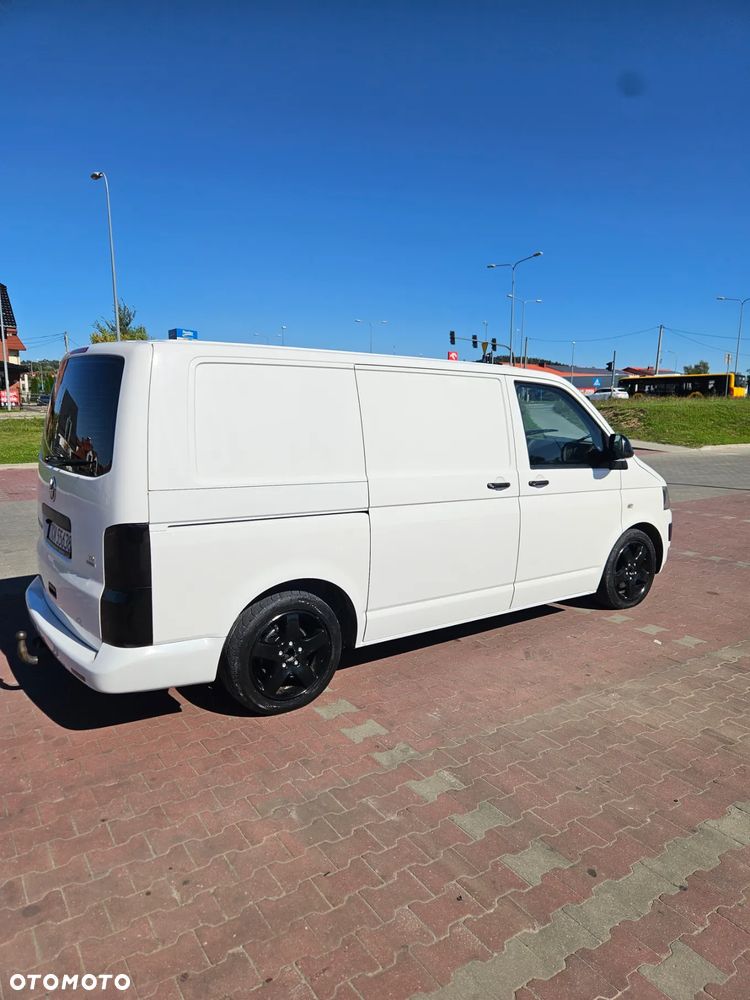 Volkswagen Transporter - 11