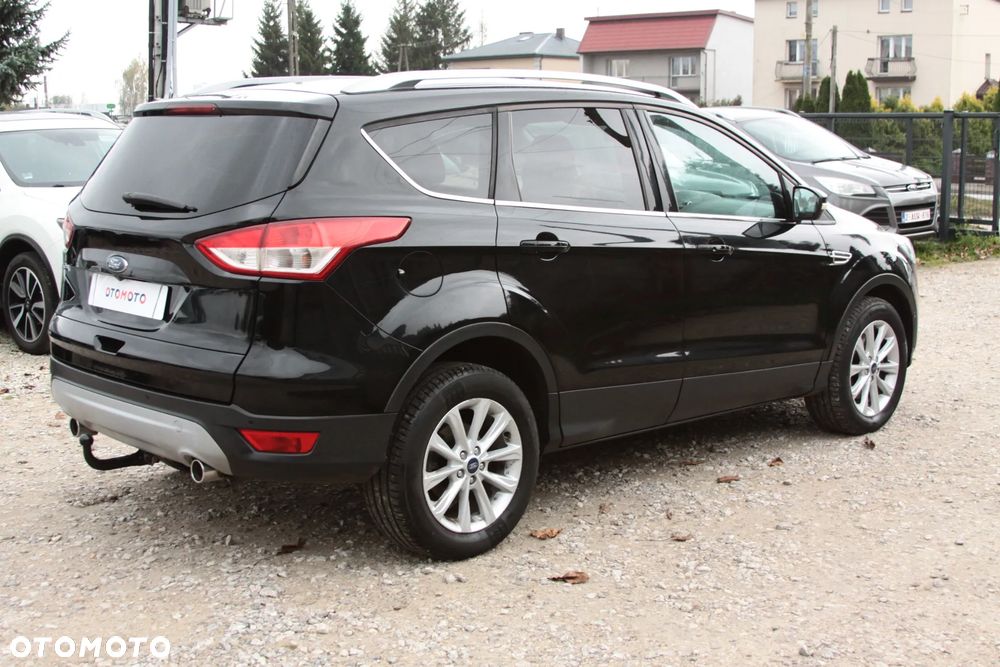 Ford Kuga 2.0 TDCi 2x4 Titanium - 11