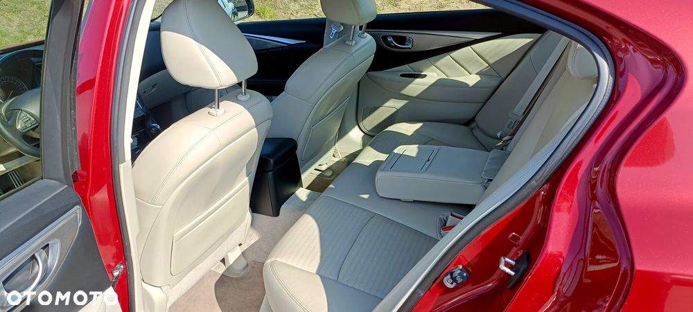 Infiniti Q50 2.2d Sport Tech - 7