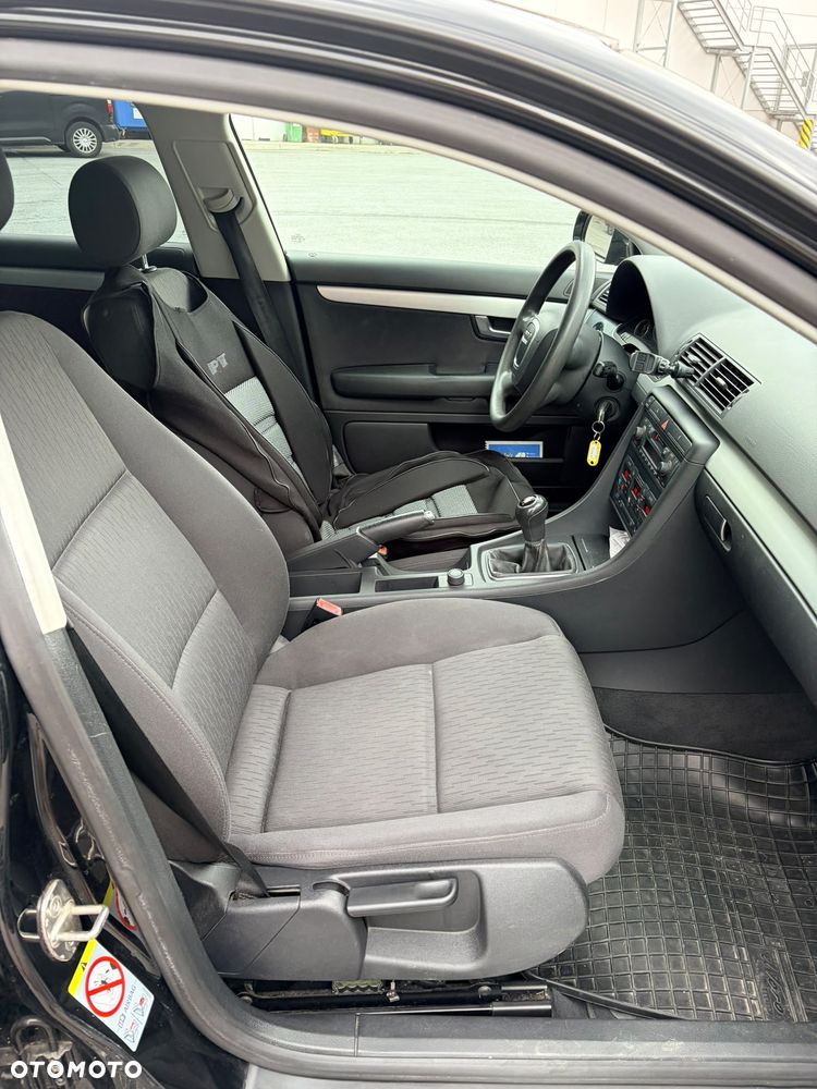 Audi A4 Avant - 14