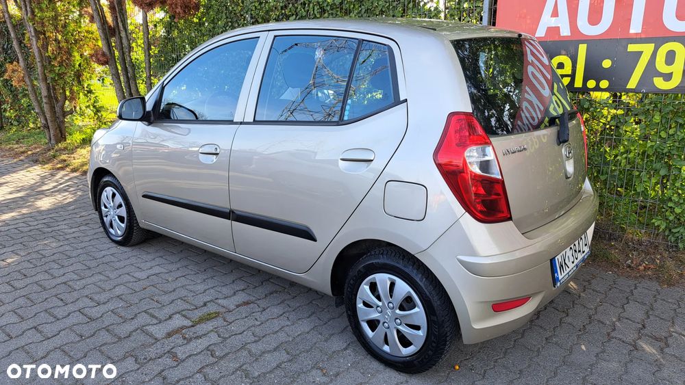 Hyundai i10 - 30