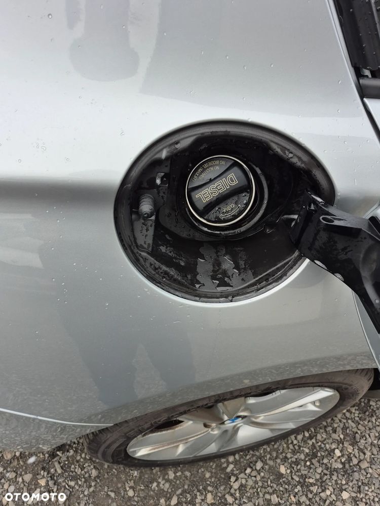 BMW Seria 1 114d Sport Line - 24