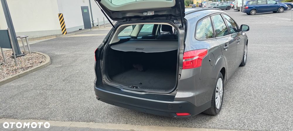 Ford Focus 1.5 TDCi DPF Start-Stopp-System Business - 10