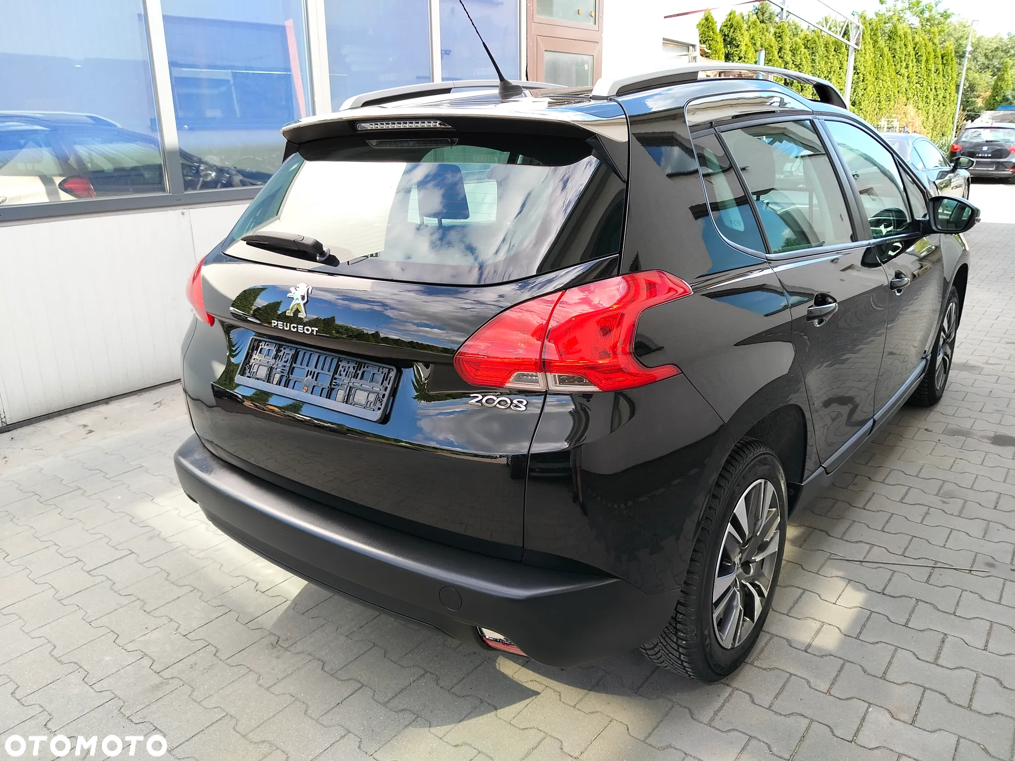 Peugeot 2008 PureTech 82 Signature - 14