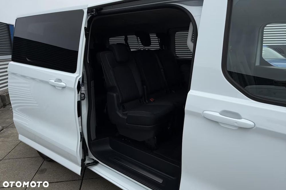 Ford Transit Custom Kombi 320 L2H1 Limited M1 - 17