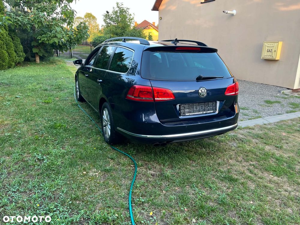Volkswagen Passat 2.0 TDI Highline DSG - 25