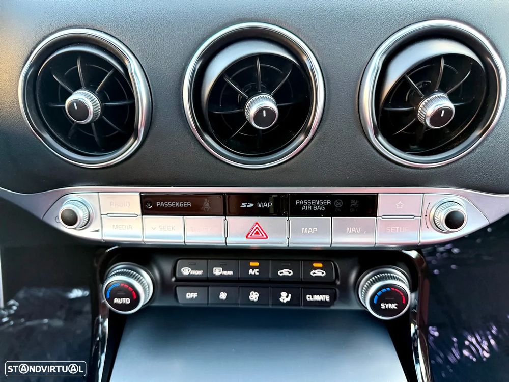 Kia Stinger 3.3 T-GDI GT - 20