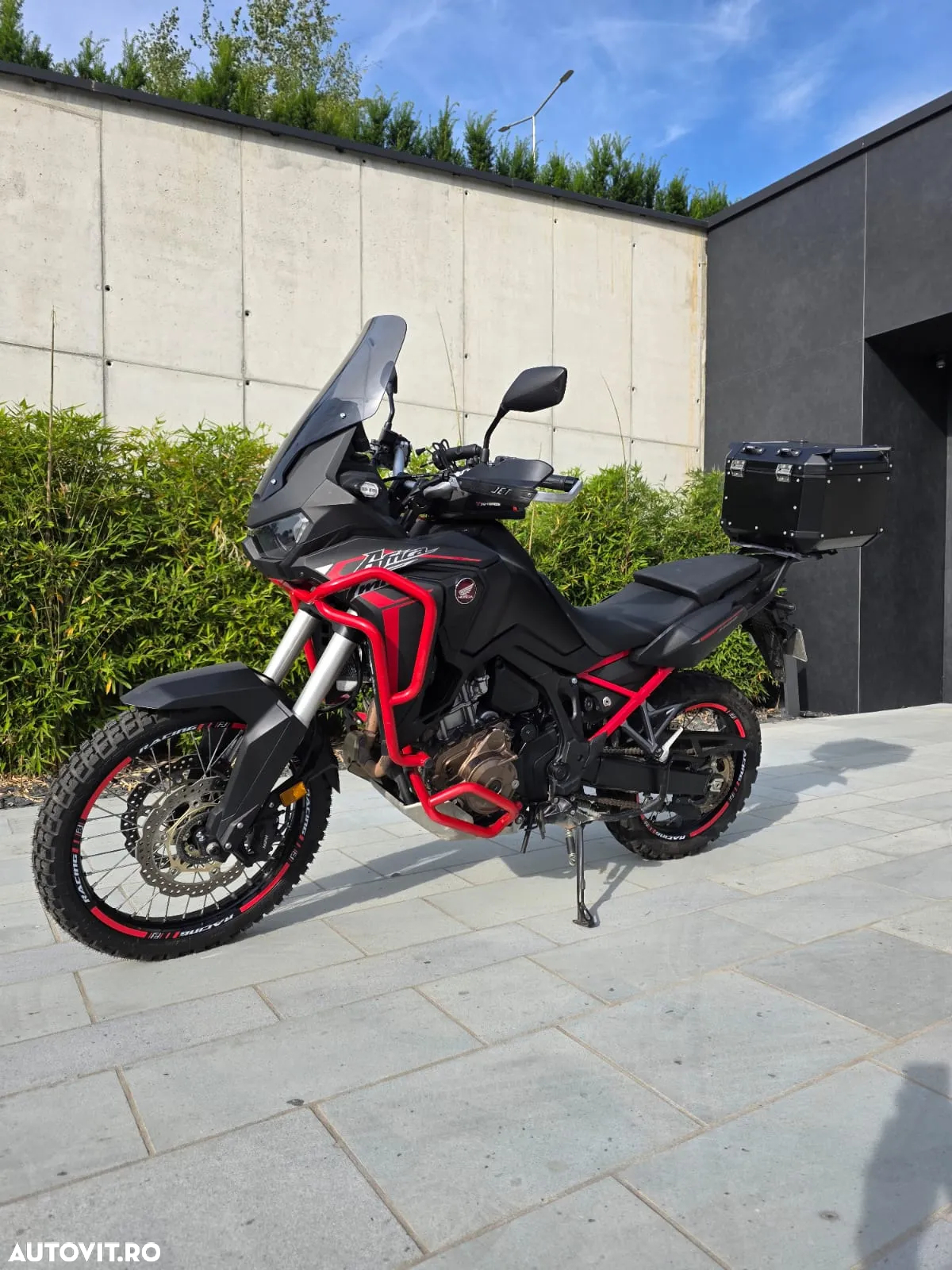 Honda Africa Twin - 3