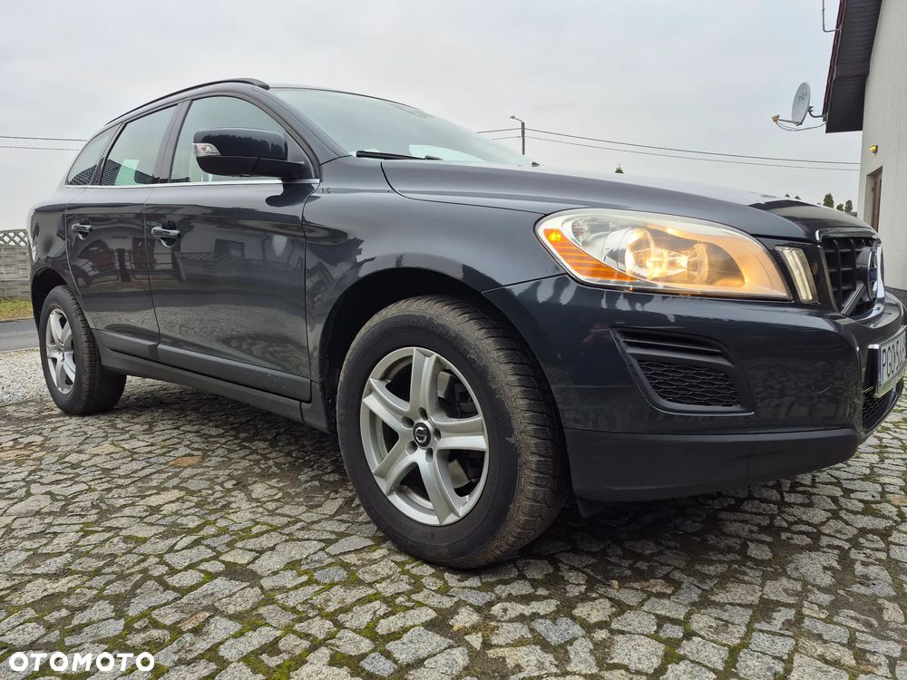 Volvo XC 60 D3 AWD Momentum - 36