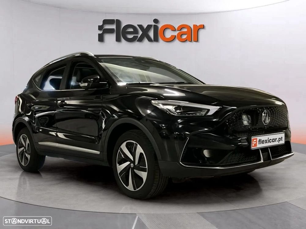 MG ZS EV 72.6 kWh Luxury OBC 11 kW - 1